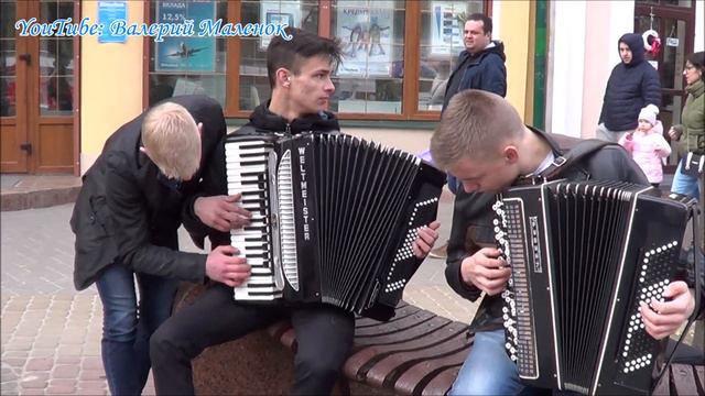 Разыгрались пацаны! А чё, могем!!! смотреть онлайн