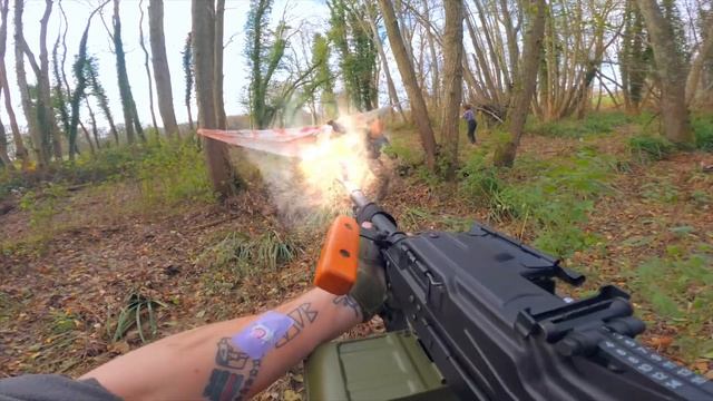 Airsoft War - Zombie Gun Game 2.0 (POV) | TrueMOBSTER смотреть онлайн