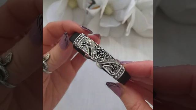 Браслеты Кожа нат. Ювелирный сплав с покрытием серебра💎 смотреть онлайн