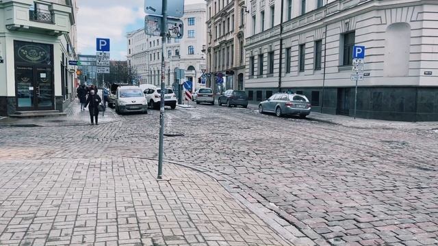Рига, Латвия - люди, АУ..! ?? Riga 2021 Old Town смотреть онлайн