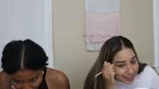 RARE Beauty on Two Different Skin Tones смотреть онлайн