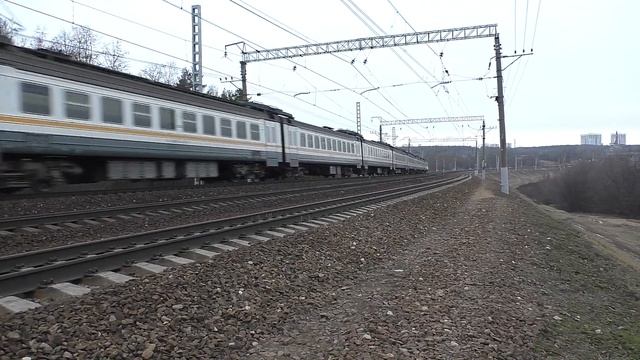 Электропоезд ЭД4М-0493 "ЦППК" (ТЧ-20) пригородный поезд №6527 Москва - Апрелевка. смотреть онлайн