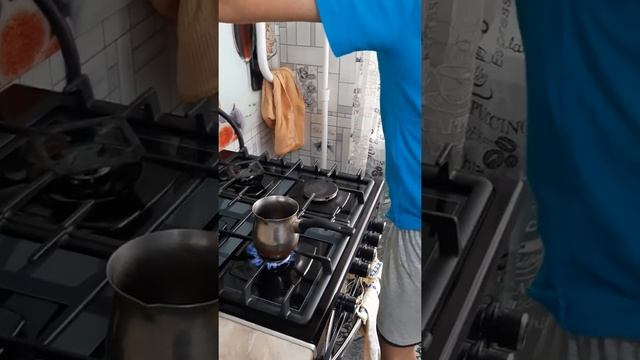 Арам варит армянский кофе смотреть онлайн