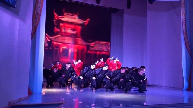 Современный танец! Китайский танец! Стилизованный Китайский танец! смотреть онлайн