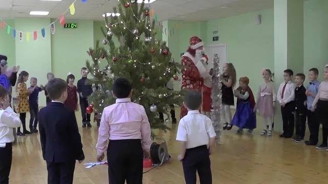 Праздничный новогодний выпуск программы INSIDE. Декабрь 2020 смотреть онлайн