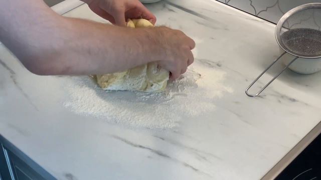 ВКУС: СИННАБОНЫ | БУЛОЧКИ С КОРИЦЕЙ смотреть онлайн