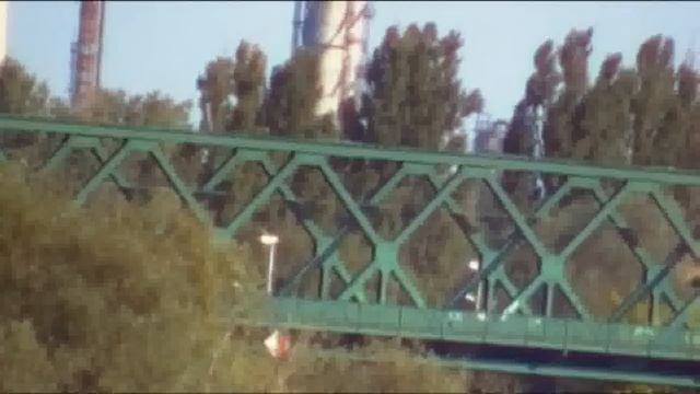 Extreme Zoom - Sisak, Željeznicki Most смотреть онлайн