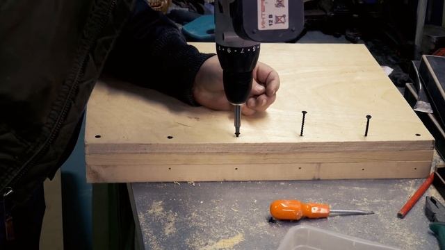 Пресс для формовки ножен из кайдекса