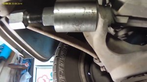 Замена сайлентблоков ВАЗ при помощи съемника. Обзор съемника.