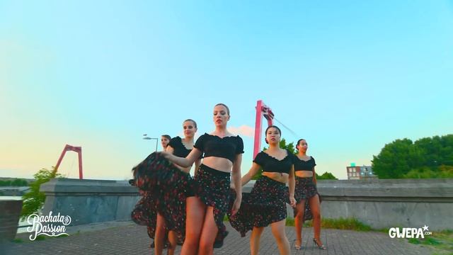 Bachata Flamenco fusion | Bachata Passion | Ladies Team | Desnuda - Jhonny Evidence & Marco Puma смотреть онлайн
