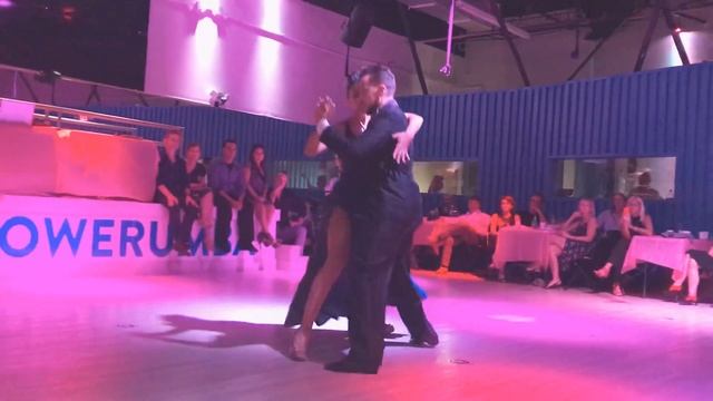 Carla & Julio “Los Chulos” at Las Pebetas + Miami Tango Club Milonga смотреть онлайн