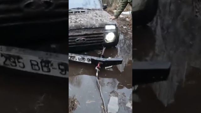#нива оторвала #бампер #fail #funnyvideo смотреть онлайн