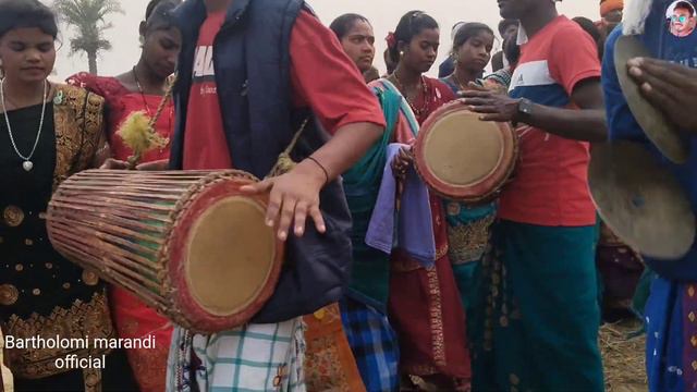 PANCIT BURU HANASA RE || NEW SANTALI SOHRAY VIDEO SONG 2024 смотреть онлайн