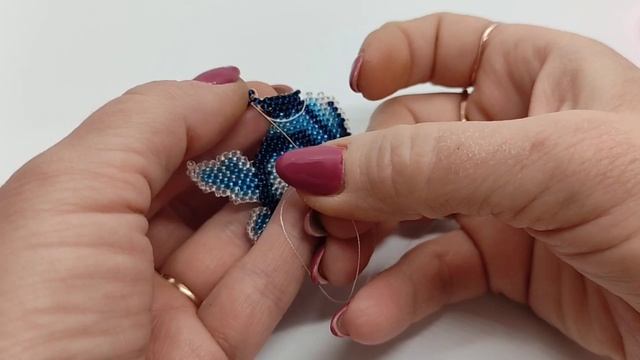 251. ?. _Рыбка_. Кирпичное плетение. Часть 2_3. смотреть онлайн