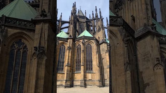 Prague - St Vitus Cathedral Bell Tolls - May 20, 2022 Emerald Tour with Pavel смотреть онлайн