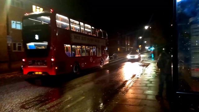 Enviro400MMC Smart Hybrid on route 8 смотреть онлайн
