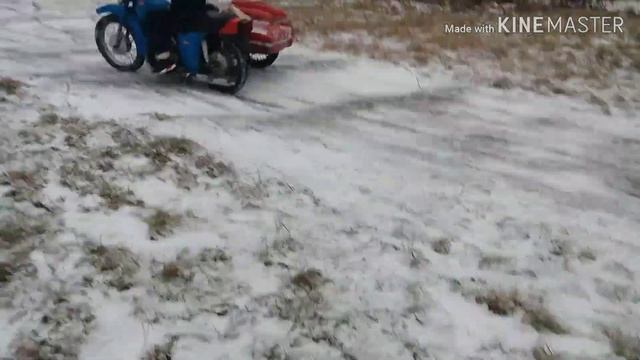ЮЖ юпитер 2 .  Катаюсь зимой с коляской. Izh Upiter Two! Ride A Motocycle Winter.