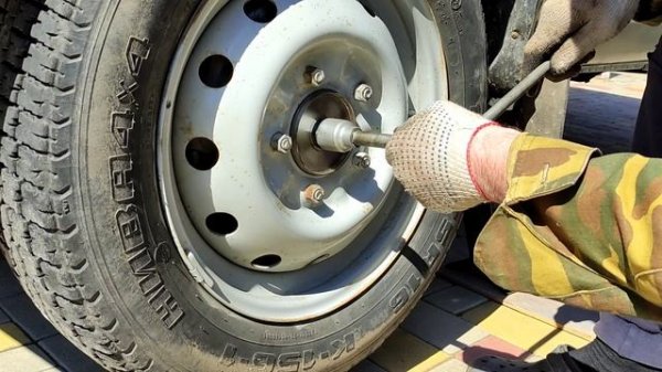 Регулировка ступичного подшипника Нивы.