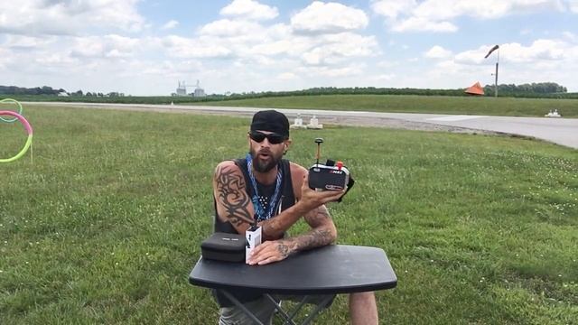 “Emax Transporter 2 Review” / At The Airport! #fpv #fpvfreestyle #emax #runcam