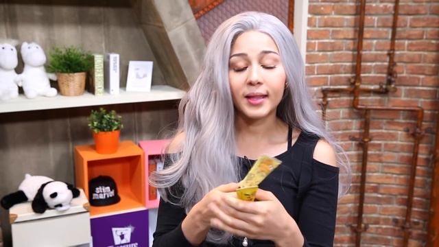 Korean Stuff I Need in Winter: Megan's Essentials смотреть онлайн