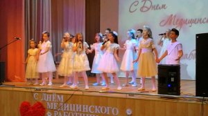 Песня в день медика  «Быть врачом» поет Заранак