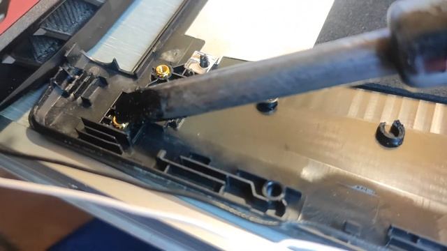 РЕАНИМАЦИЯ КРЕПЛЕНИЙ КОРПУСА. Acer Nitro 5 смотреть онлайн