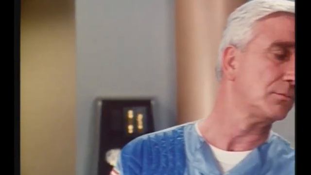 I Want To Eat Your Face - Naked Space Song - Leslie Nielsen смотреть онлайн