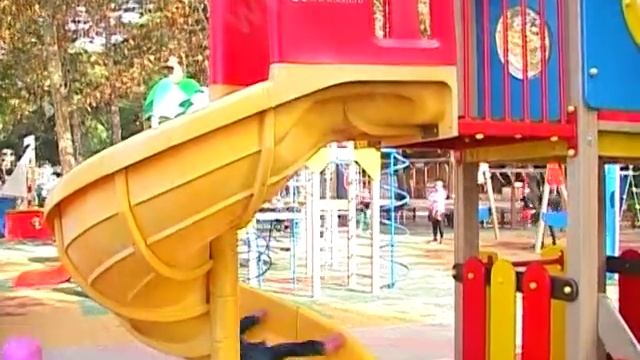 В нашем городе Две Татьяны Рой и Сахаджи (www.sts-gel.ru) смотреть онлайн