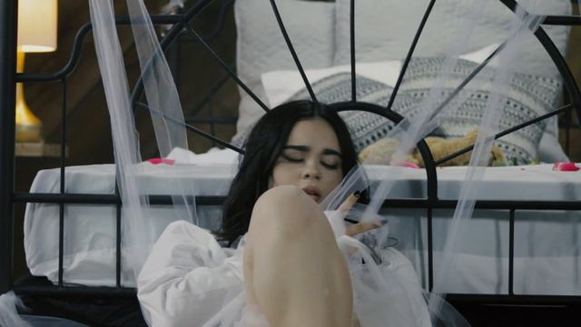 Bella Rosa - Just a Game смотреть онлайн