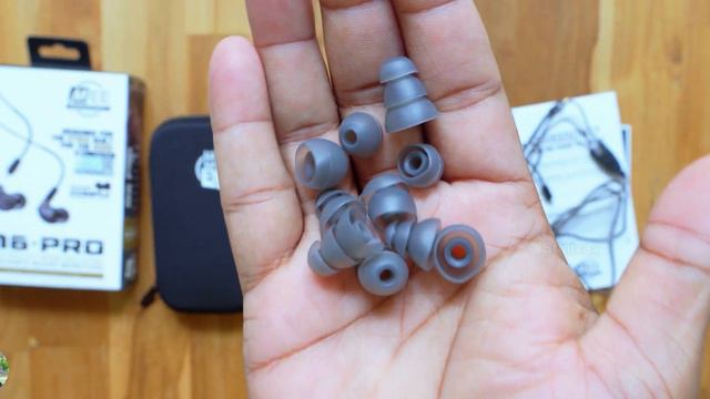 Best IEM for Musicians & Singers Unboxing & Review in Telugu... смотреть онлайн