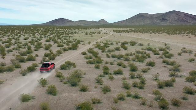 Fast Off-roading - Stock & Shelby Baja Raptor | Everyday Driver смотреть онлайн