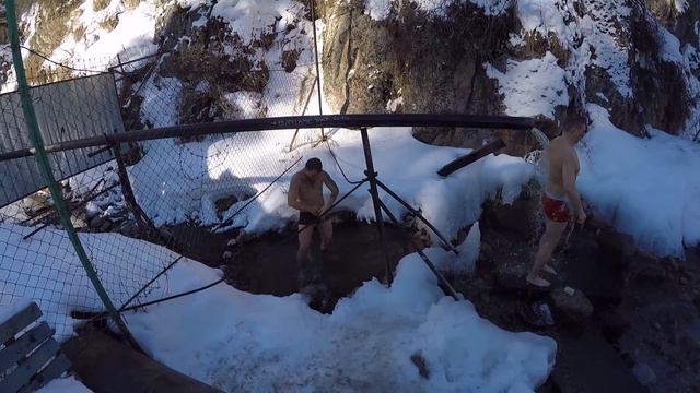 Два источника, горячий и холодный. смотреть онлайн