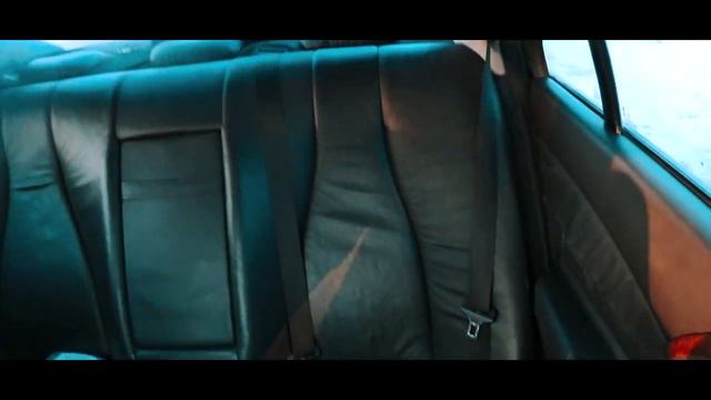 Краткий обзор Mercedes Benz W220 S320