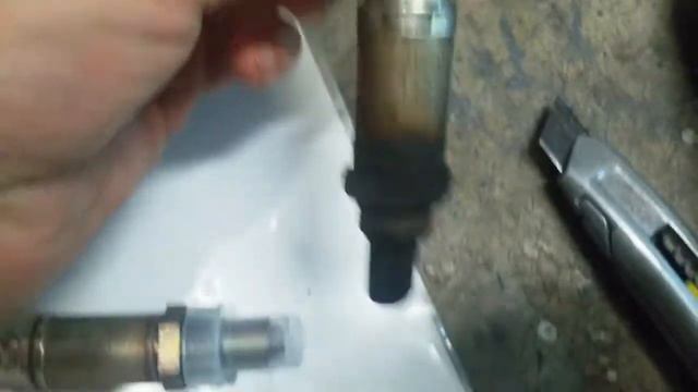 Mercedes W140 600SEL 1991 wymiana sondy Lambda na nową, uniwersalną смотреть онлайн