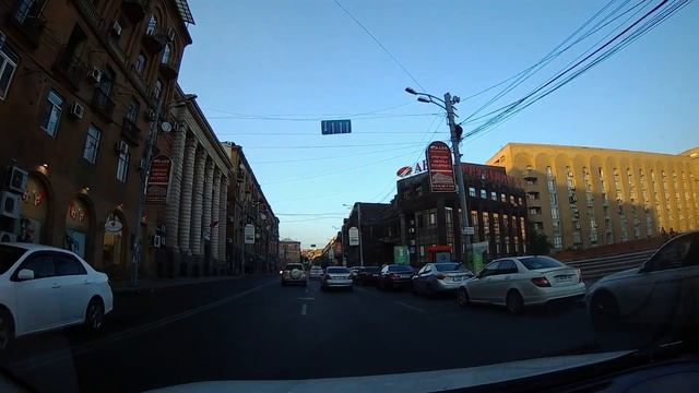 Yerevan, 16.07.23, Вс. Матенадаран. Последние часы праздника Вардавар:). смотреть онлайн