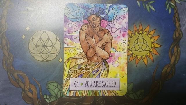 Earthcraft Oracle Reading - Card of the Month смотреть онлайн
