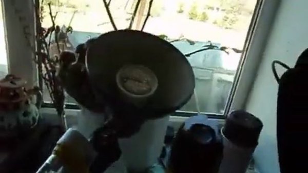 Почему не включается ЛЮСТРА !