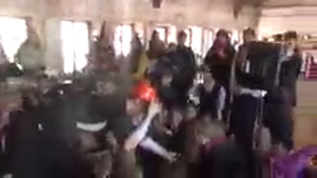 Вечеринка в стиле Гарри Поттера смотреть онлайн