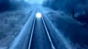 Шаровая молния преследует поезд