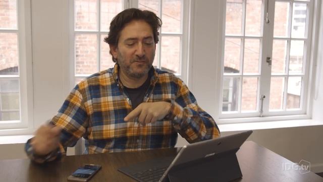 The new Samsung Galaxy Book 12: First Look | MWC 2017 смотреть онлайн