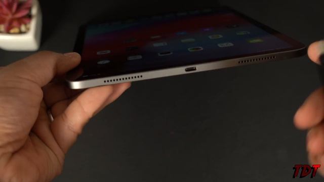 Apple iPad Pro (Latest Release 2020) - A POWERFUL COMPUTER REPLACEMENT?! смотреть онлайн
