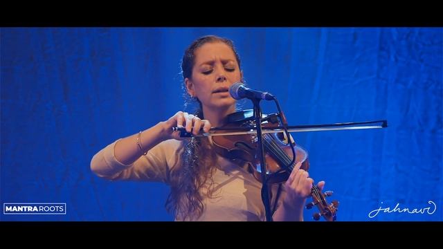 Om Namo Bhagavate Vasudevaya — Jahnavi Harrison — LIVE at The Shaw Theatre, London смотреть онлайн
