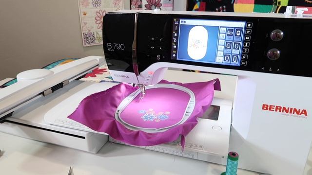 BERNINA 790 124 Embroidery Park Position смотреть онлайн