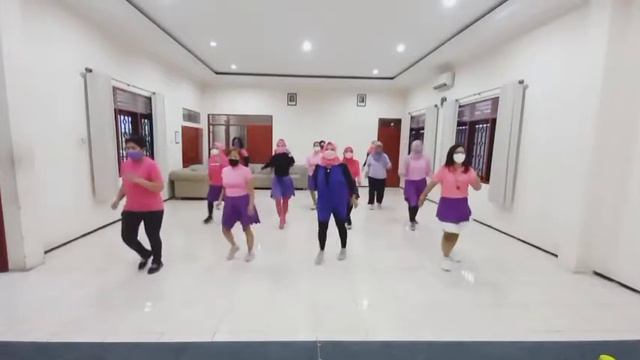 Echame La Culpa Line Dance | Chor. Wandy Hidayat | Fuchsia Class смотреть онлайн