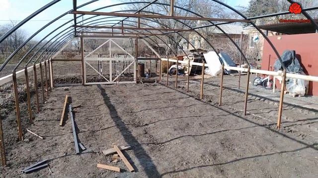 Теплица своими руками. Недорогая теплица. смотреть онлайн