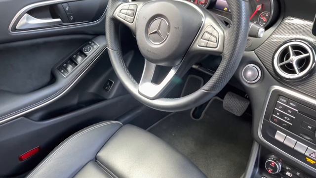 Mercedes-Benz CLA 180 Shooting Brake смотреть онлайн