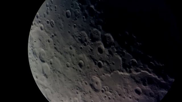 Księżyc przez 8" teleskop - Synta 8" 203/1200 - pow. (zoom) 480x смотреть онлайн