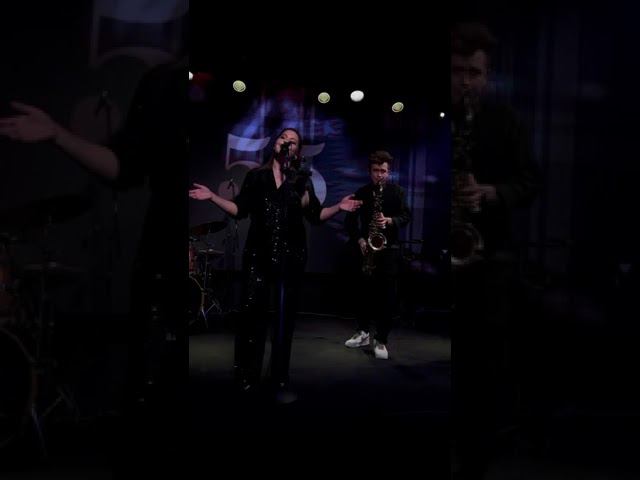 Jazzy Jazz - Russian Jazz live cover Summertime смотреть онлайн