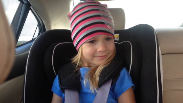 Хоп, Хоп, Хероина. Дочка поет любимую песню. смотреть онлайн