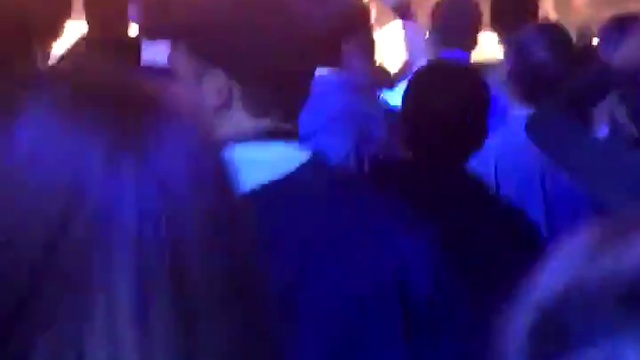 Кристен на концерте Кэти Перри смотреть онлайн